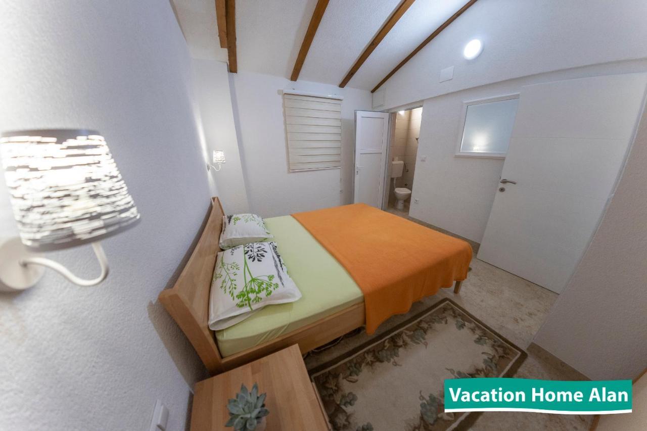 Vacation Home Alan 2 Кулен Вакуф Экстерьер фото