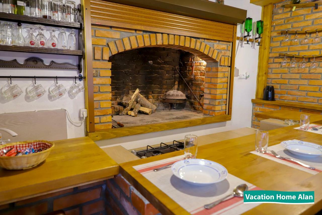 Vacation Home Alan 2 Кулен Вакуф Экстерьер фото